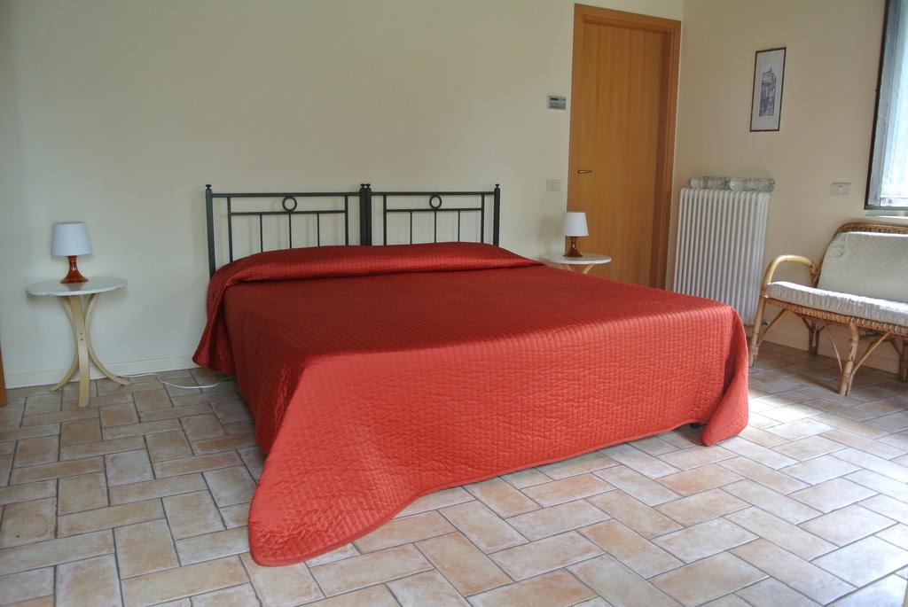 Agriturismo Valdappio ウルビーノ 部屋 写真