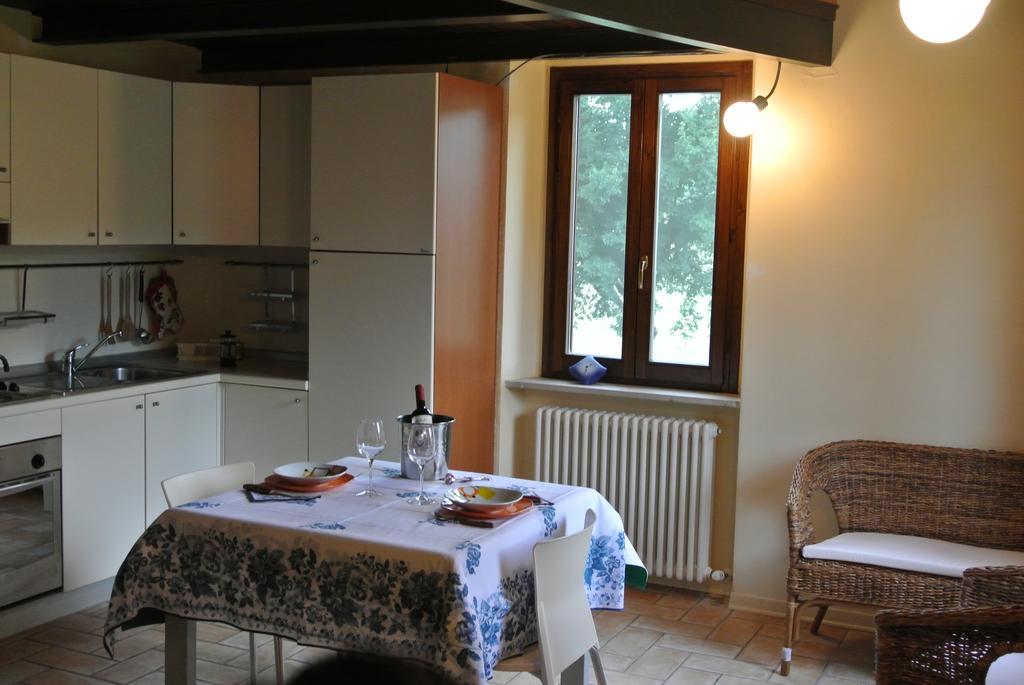 Agriturismo Valdappio ウルビーノ 部屋 写真
