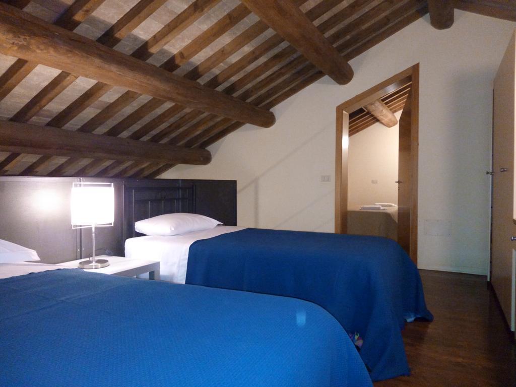 Agriturismo Valdappio ウルビーノ エクステリア 写真
