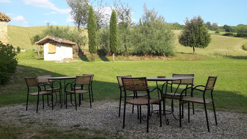 Agriturismo Valdappio ウルビーノ エクステリア 写真